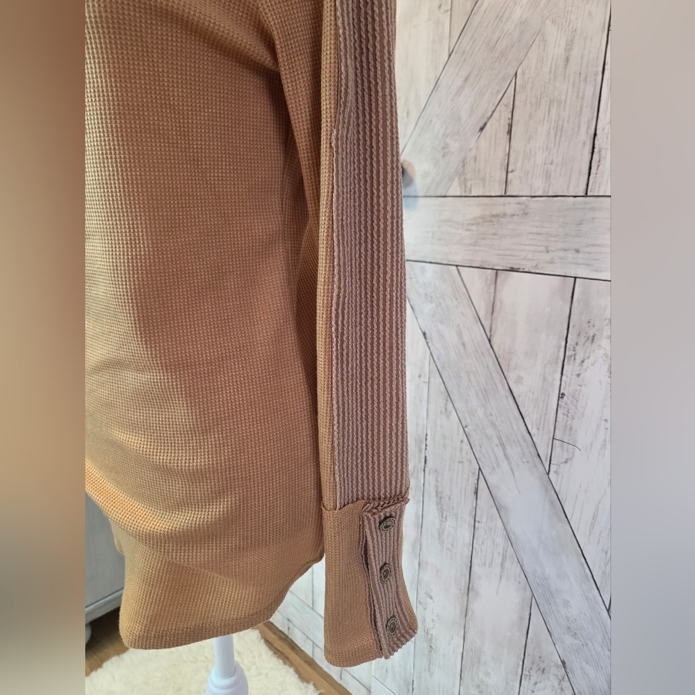 Elegant Tan Long Sleeve Women's Top - Picture 2 of 4